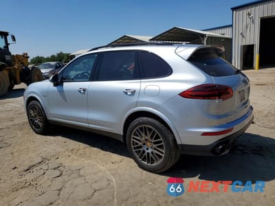 Drugie zdjęcie samochodu z przodu: 2017 PORSCHE CAYENNE SE HYBRID PLATINUM VIN:WP1AE2A25HLA69020 - miniatura
