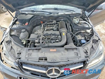 Zdjęcie 11 z 12 samochodu: 2014 MERCEDES-BENZ C 250 VIN:WDDGF4HB4EA961184 - miniatura