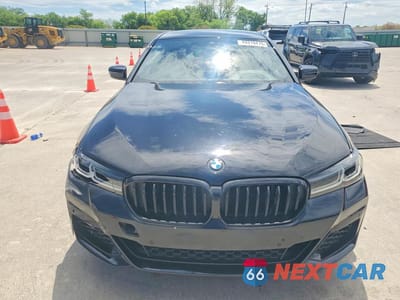 Piąte zdjęcie samochodu w środku: 2022 BMW 530 I VIN:WBA53BH05NWX66658 - miniatura