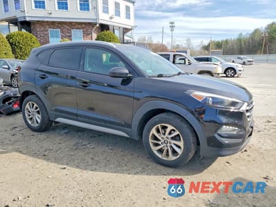 Czwarte zdjęcie samochodu z boku: 2017 HYUNDAI TUCSON SE VIN:KM8J3CA45HU546551 - miniatura