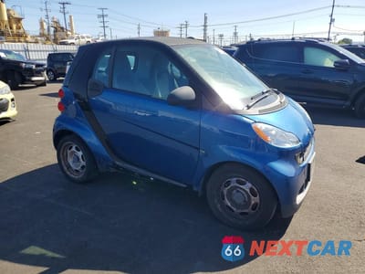 Czwarte zdjęcie samochodu z boku: 2008 SMART FORTWO PURE VIN:WMEEJ31X68K159803 - miniatura