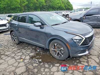 Czwarte zdjęcie samochodu z boku: 2023 KIA SPORTAGE EX VIN:5XYK33AF2PG071581 - miniatura