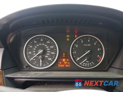 Zdjęcie 9 z 12 samochodu: 2009 BMW 528 I VIN:WBANU53579C120028 - miniatura