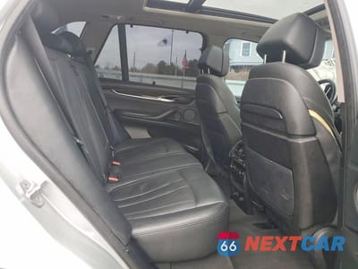 Zdjęcie 11 z 12 samochodu: 2015 BMW X5 XDRIVE50I VIN:5UXKR6C55F0J78857 - miniatura