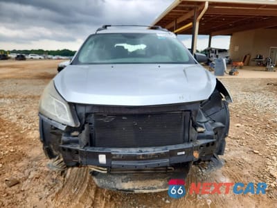 Piąte zdjęcie samochodu w środku: 2016 CHEVROLET TRAVERSE LS VIN:1GNKRFED2GJ321384 - miniatura