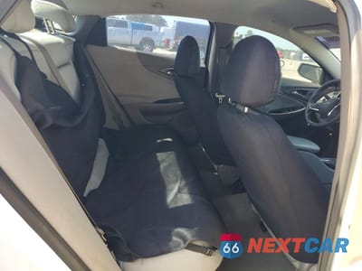 Zdjęcie 10 z 12 samochodu: 2017 CHEVROLET MALIBU LS VIN:1G1ZB5ST8HF177144 - miniatura