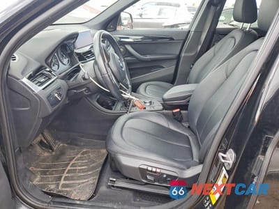 Zdjęcie 7 z 12 samochodu: 2017 BMW X1 XDRIVE28I VIN:WBXHT3C3XH5F70822 - miniatura