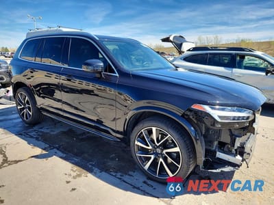 Czwarte zdjęcie samochodu z boku: 2020 VOLVO XC90 T6 MOMENTUM VIN:YV4A22PK9L1609651 - miniatura