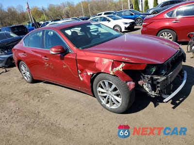 Czwarte zdjęcie samochodu z boku: 2015 INFINITI Q50 PREMIUM VIN:JN1BV7AR7FM401923 - miniatura