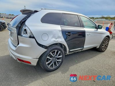 Trzecie zdjęcie samochodu z tyłu: 2017 VOLVO XC60 T6 DYNAMIC VIN:YV449MRR3H2212646 - miniatura
