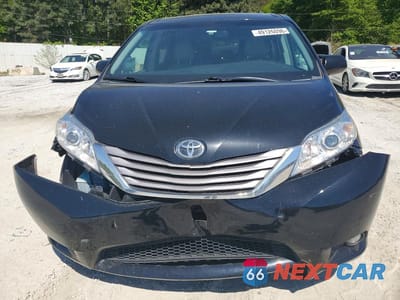 Piąte zdjęcie samochodu w środku: 2015 TOYOTA SIENNA XLE 7-PASSENGER VIN:5TDDK3DC7FS104864 - miniatura