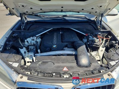 Zdjęcie 11 z 12 samochodu: 2015 BMW X5 SDRIVE35I VIN:5UXKR2C56F0H40857 - miniatura