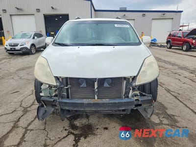 Piąte zdjęcie samochodu w środku: 2009 TOYOTA SIENNA XLE VIN:5TDZK22C89S229816 - miniatura
