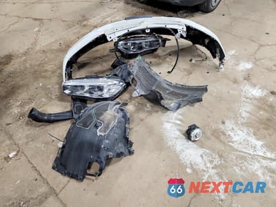 Zdjęcie 13 z 14 samochodu: 2018 BMW X5 XDRIVE35I VIN:5UXKR0C56J0X84139 - miniatura