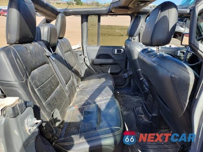 Zdjęcie 10 z 13 samochodu: 2019 JEEP WRANGLER UNLIMITED SAHARA VIN:1C4HJXEGXKW505204 - miniatura