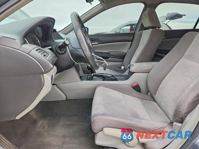 Zdjęcie 7 z 13 samochodu: 2009 HONDA ACCORD LX VIN:1HGCP263X9A168520 - miniatura