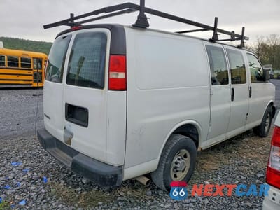 Trzecie zdjęcie samochodu z tyłu: 2009 CHEVROLET EXPRESS 2500 UTILITY / SERVICE VAN VIN:1GCGG25C791159145 - miniatura