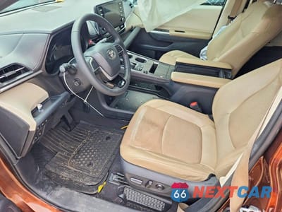 Zdjęcie 7 z 13 samochodu: 2022 TOYOTA SIENNA LIMITED 7-PASSENGER VIN:5TDZSKFC2NS050157 - miniatura