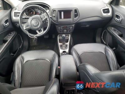 Zdjęcie 8 z 12 samochodu: 2019 JEEP COMPASS LATITUDE VIN:3C4NJCBB6KT652050 - miniatura