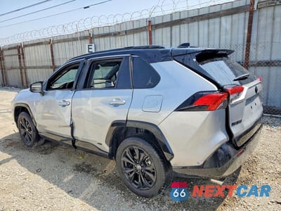 Drugie zdjęcie samochodu z przodu: 2024 TOYOTA RAV4 XSE VIN:JTME6RFV8RJ061504 - miniatura