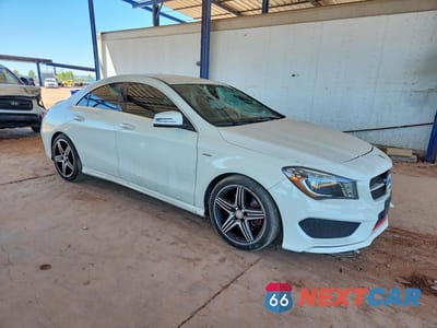 Czwarte zdjęcie samochodu z boku: 2016 MERCEDES-BENZ CLA 250 VIN:WDDSJ4EB1GN337819 - miniatura
