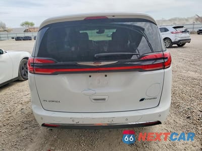 Zdjęcie 6 z 12 samochodu: 2023 CHRYSLER PACIFICA HYBRID LIMITED VIN:2C4RC1S77PR527158 - miniatura