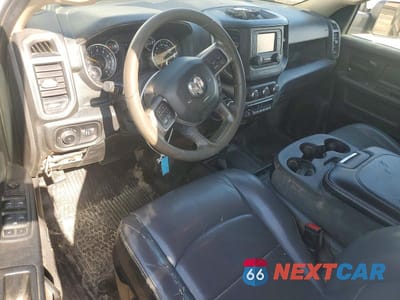 Zdjęcie 8 z 12 samochodu: 2020 RAM 2500 TRADESMAN VIN:3C6UR5HJ0LG185112 - miniatura