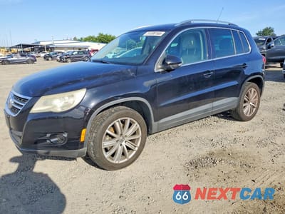 2010 VOLKSWAGEN TIGUAN SE WVGBV7AX8AW001079 - główne zdjęcie licytacji z USA - miniatura