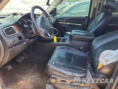 Zdjęcie 13 z 26 samochodu: 2013 GMC YUKON SLT VIN:1GKS1CE07DR257100 - miniatura