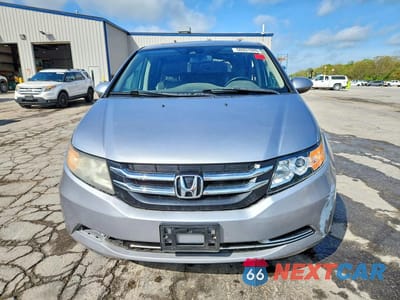 Piąte zdjęcie samochodu w środku: 2016 HONDA ODYSSEY EXL VIN:5FNRL5H66GB106307 - miniatura