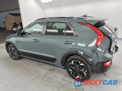 Drugie zdjęcie samochodu z przodu: 2023 KIA NIRO EV WIND VIN:KNDCR3L1XP5036218 - miniatura
