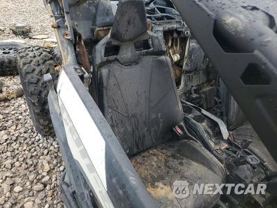 Piąte zdjęcie samochodu w środku: 2019 CAN-AM MAVERICK X3 UTILITY VEHICLE VIN:3JBVGAY41KK002434 - miniatura