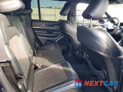 Zdjęcie 11 z 13 samochodu: 2023 JEEP GRAND CHEROKEE TRAILHAWK 4XE VIN:1C4RJYC66P8875064 - miniatura