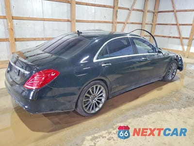 Trzecie zdjęcie samochodu z tyłu: 2016 MERCEDES-BENZ S 550 VIN:WDDUG8CB8GA245342 - miniatura