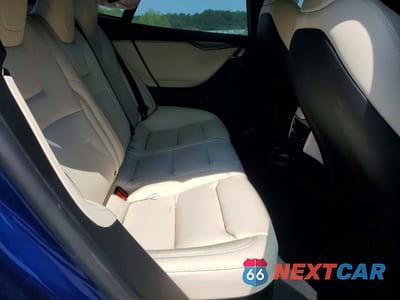 Zdjęcie 10 z 12 samochodu: 2020 TESLA MODEL S VIN:5YJSA1E23LF411131 - miniatura