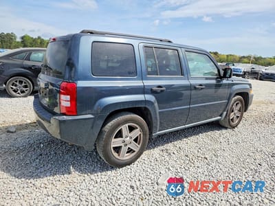 Trzecie zdjęcie samochodu z tyłu: 2008 JEEP PATRIOT SPORT VIN:1J8FT28WX8D522010 - miniatura