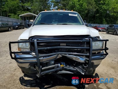 Piąte zdjęcie samochodu w środku: 2002 FORD F250 SUPER DUTY VIN:1FTNW21F32EC36327 - miniatura
