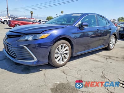 2022 TOYOTA CAMRY LE 4T1C11AK8NU663585 - główne zdjęcie licytacji z USA - miniatura