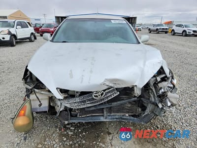 Piąte zdjęcie samochodu w środku: 2004 TOYOTA CAMRY STANDARD VIN:4T1BE32K54U927158 - miniatura