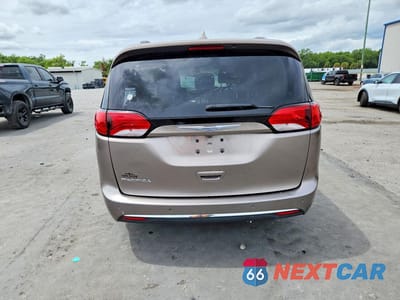 Zdjęcie 6 z 13 samochodu: 2017 CHRYSLER PACIFICA TOURING L PLUS VIN:2C4RC1EG3HR763626 - miniatura