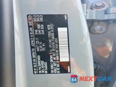 Zdjęcie 13 z 13 samochodu: 2024 VOLVO XC40 ULTIMATE VIN:YV4L12UM7R2346564 - miniatura