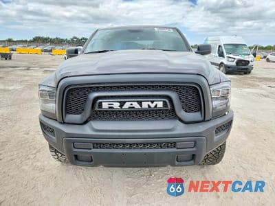 Piąte zdjęcie samochodu w środku: 2024 RAM 1500 CLASSIC SLT VIN:1C6RR7LGXRS125093 - miniatura