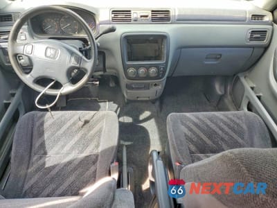 Zdjęcie 8 z 13 samochodu: 1998 HONDA CR-V LX VIN:JHLRD2845WC008331 - miniatura