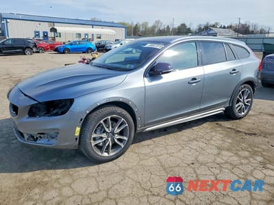 2017 VOLVO V60 CROSS COUNTRY PREMIER YV440MWK1H1029186 - główne zdjęcie licytacji z USA - miniatura