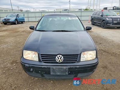 Piąte zdjęcie samochodu w środku: 2003 VOLKSWAGEN JETTA GLS TDI VIN:3VWSP69M63M180547 - miniatura