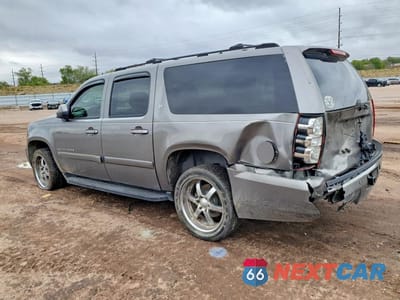 Drugie zdjęcie samochodu z przodu: 2007 CHEVROLET SUBURBAN K1500 VIN:1GNFK16337J202077 - miniatura