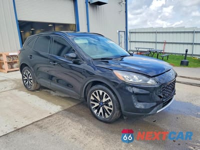 Czwarte zdjęcie samochodu z boku: 2020 FORD ESCAPE AWD HYBRID SE SPORT VIN:1FMCU9BZ9LUC47575 - miniatura