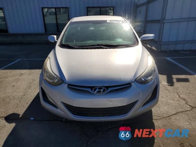 Piąte zdjęcie samochodu w środku: 2016 HYUNDAI ELANTRA SE VIN:5NPDH4AEXGH692115 - miniatura