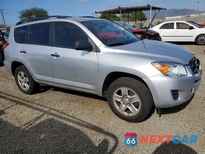 Czwarte zdjęcie samochodu z boku: 2009 TOYOTA RAV4 BASE VIN:JTMZK33V49D001085 - miniatura