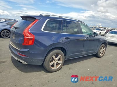 Trzecie zdjęcie samochodu z tyłu: 2016 VOLVO XC90 T5 VIN:YV4102XK6G1072233 - miniatura